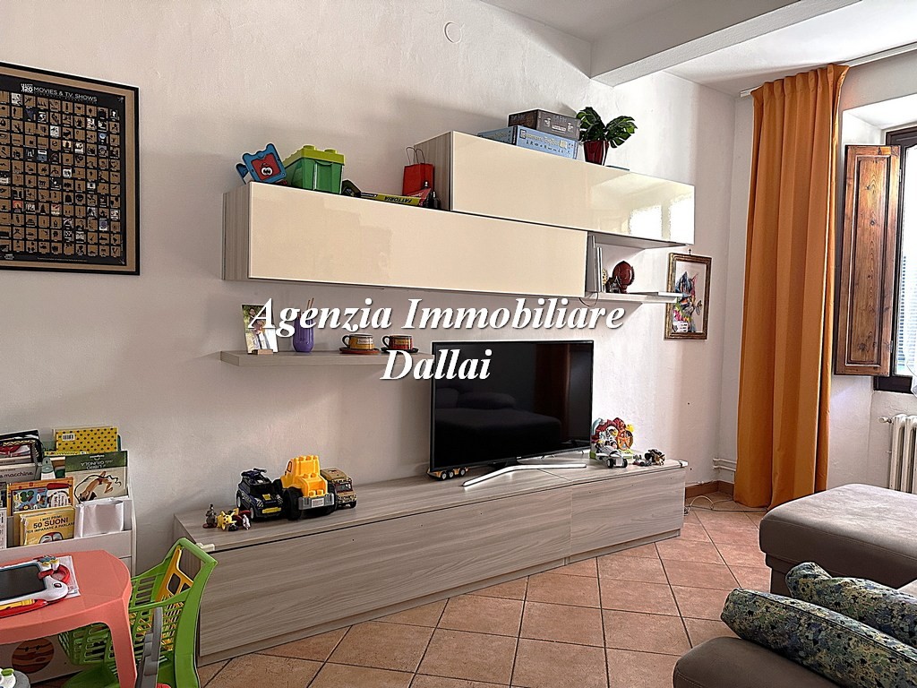 Scarperia – Appartamento con terrazzo