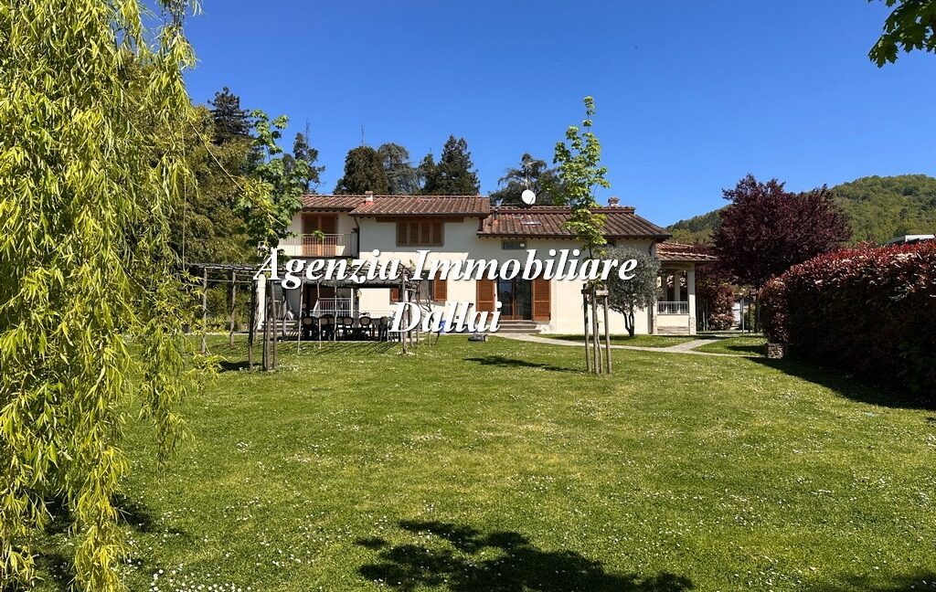 Borgo San Lorenzo – 12 vani
