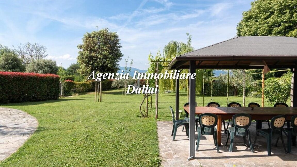 Borgo San Lorenzo – 12 vani