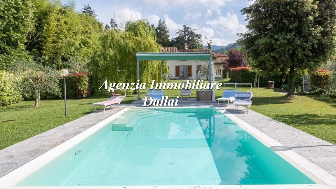 Borgo San Lorenzo – 12 vani