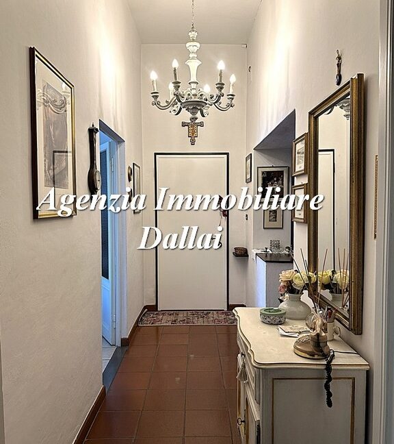 Borgo San Lorenzo – 5 vani