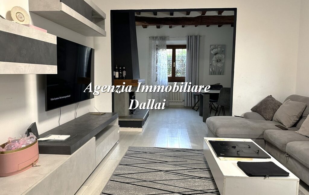 Borgo San Lorenzo – 6 vani
